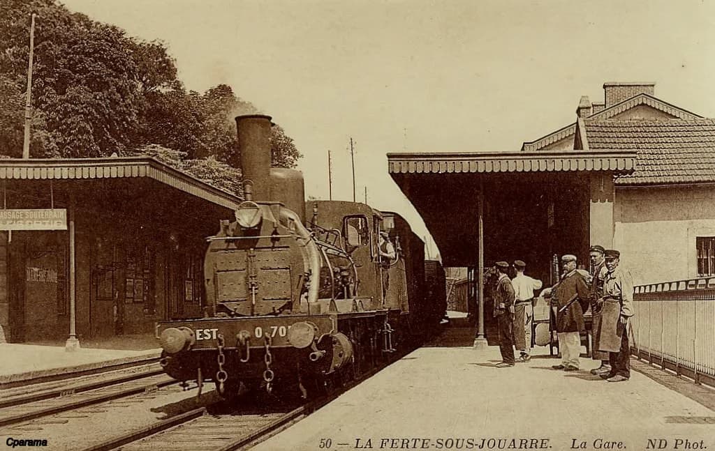 Train en gare de la Ferté sous Jouarre